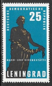 EAST GERMANY DDR 1964 Monument Leningrad Issue Sc 715 MNH
