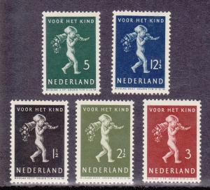 Netherlands # B 118-122, Mint  Hinged Set