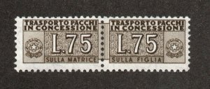 Italy - Sc# QY8 MVLH Pair - 75 Lira Brown / wmk stars    -     Lot 1124177