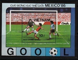 North Viet Nam Sc 1583 NH S/S of 1986 - Soccer