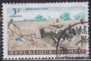 Mali 19 CTO 1961 Plowing The Fields