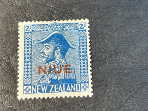 NIUE # 47--MINT/HINGED-----SINGLE-----1927(LOTb)