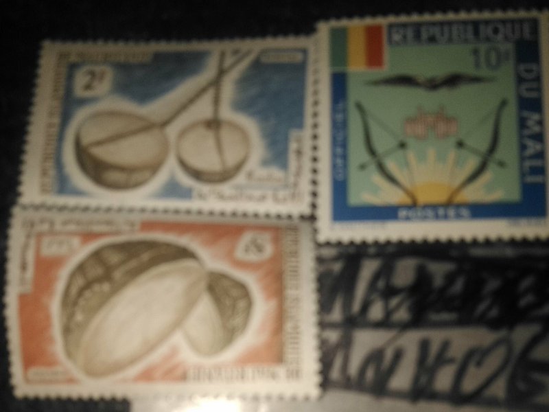 MALTTA - EUROPE: 3 Stamps  WW Worldwide Lot Unused Mint MNH OG  Only 2.3-Cent Ea