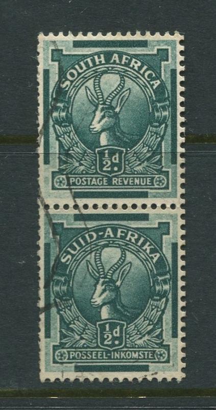 SOUTH AFRICA -Scott 33- Springbok -1930 -VFU- Vert.Pair 1/2d Stamps