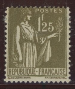 France #279 Unused Single