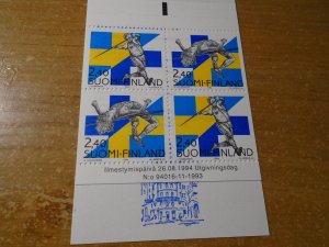 Finland  #  943a   MNH   complete booklet