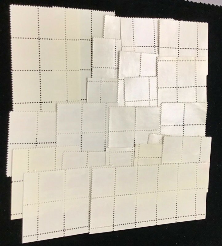 2882 Red "G" and Old Glory MNH (32 c) 100 stamps FV 32.00 Issued 1994