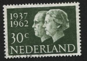 Netherlands 390 USED
