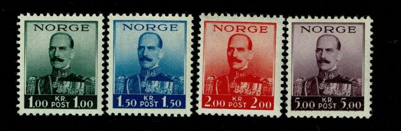 Norway SC# 177-180, Mint Never Hinged, small ink dots - S9403