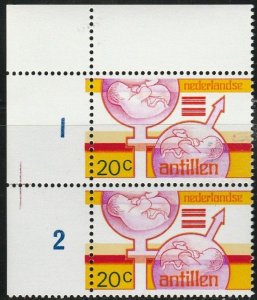 Netherlands Antilles, #377 Unused Pair From 1975