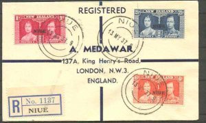 Niue  cover Coronation-37