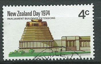 New Zealand SG 1046  Parliament Buildings  Fine Used