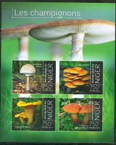 NIGER 2013 MUSHROOMS SHEET OF FOUR STAMPS