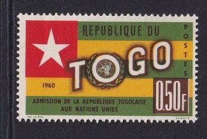 Togo   #387 MNH  1961  flag and UN emblem 50c