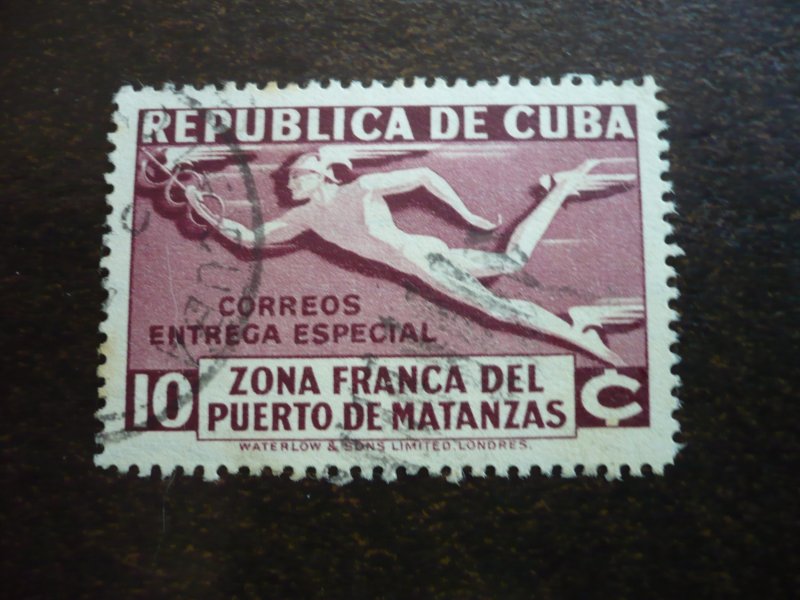 Stamps - Cuba - Scott# E8, CE1, Used Set of 2 Stamps