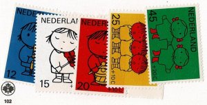 Netherlands #B452-6 MH cpl children