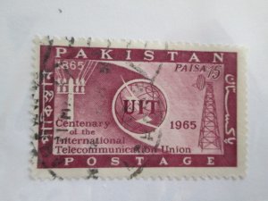 Pakistan #214 used  2022 SCV = $0.30