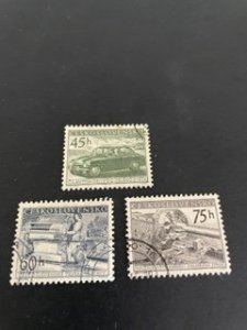 Czechoslovakia sc 685-687 u comp set