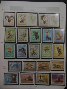 HUNGARY : Beautiful collection. All VF Mint NH. Topicals. Scott Catalog $100.00.