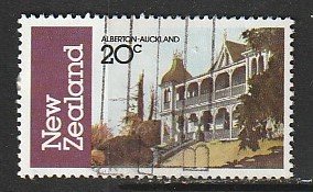 1982 New Zealand - Sc 744 - used VF - 1 single - Alberton Farmhouse, Auckland
