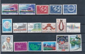D444882 Finland Nice selection of MNH stamps
