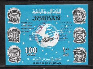 Jordon #527E MNH Space, Astronauts Souvenir Sheet (12921)