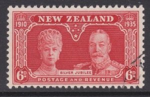 NEW ZEALAND 1935 Silver Jubilee 6d fine used - ACS cat NZ$40................z548