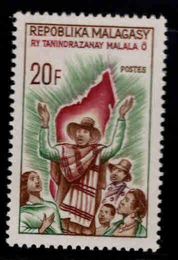 Madagascar Scott 392 MH* stamp