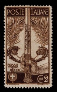 Italy Scott 119 MH* 1911 Rome and Turin symbols stamp