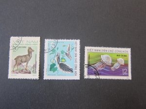 Vietnam 1973 Sc 700,05,45 FU