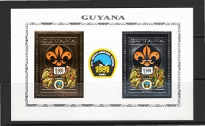 Guyana 1992 MNH Gold and silver foil souvenir sheet