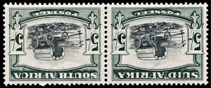 3981: SOUTH AFRICA: SG64bw 5s 1944. Bilingual Pair. Watermark Inverted. Mi91b...