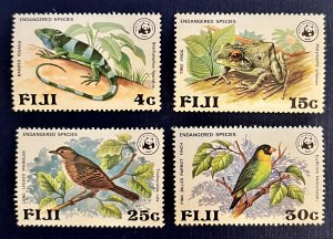 Fiji 397-400 / 1979 Endangered Species Stamps / MNH / Iguana, Frog, Parrot