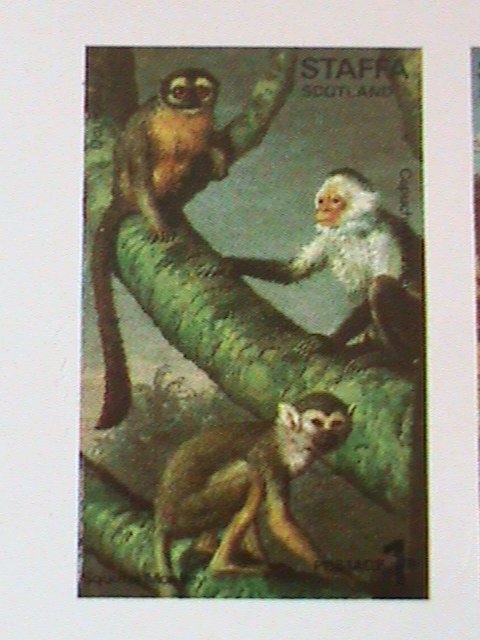 ​STAFFA SCOTLAND AIRMAIL STAMP: RARE ANIMALS-IMPERF- MNH - MINI SHEET RARE