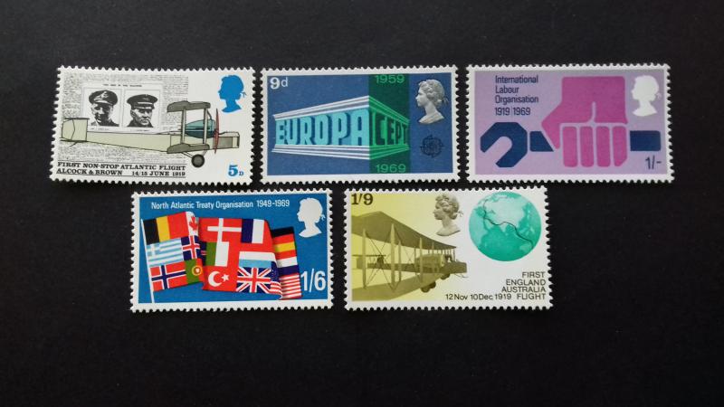 Great Britain 1969 Anniversaries Mint