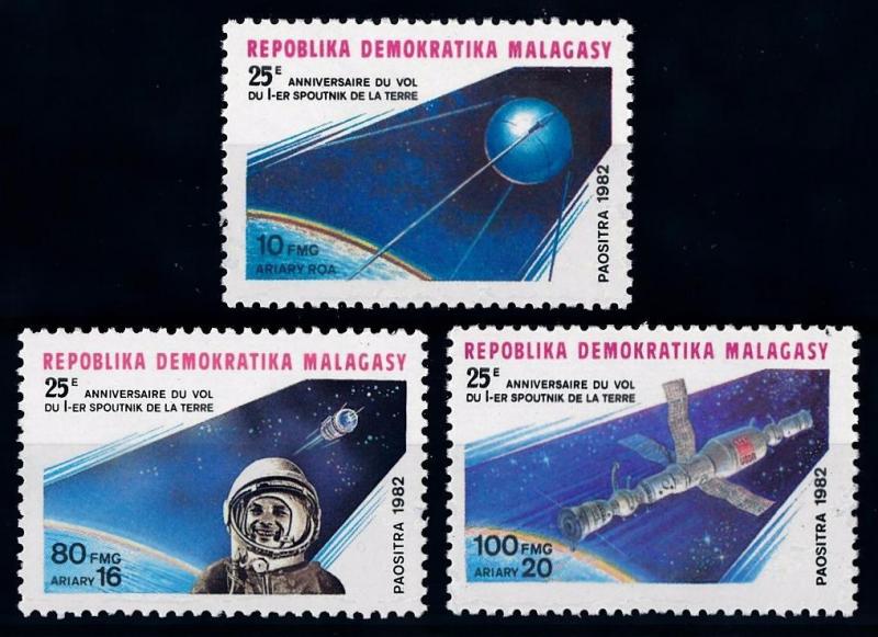 [64454] Madagascar 1982 Space Travel Weltraum Spoutnik  MNH