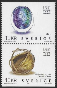 Sweden 2440 2002  set 2 VF  Mint NH