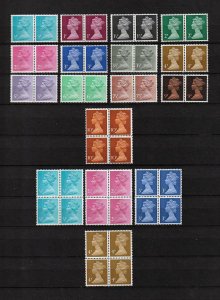 GREAT BRITAIN QE 1970s MNH Used Collection (Aprx 300 Items) Goy 2154