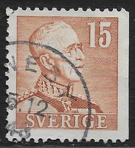 Sweden #302A 15(o) King Gustaf V