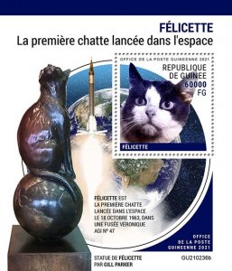 GUINEA - 2021 - Felicitte, Cat in Space - Perf Souv Sheet - Mint Never Hinged