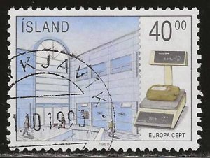 Iceland #699   used
