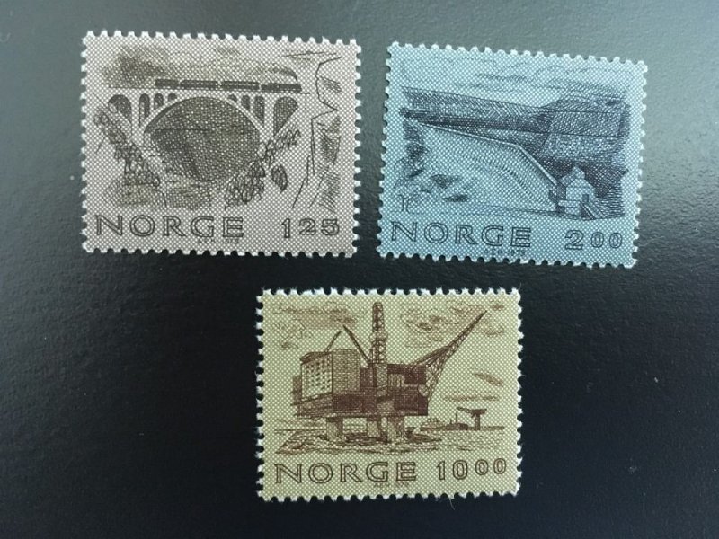 Norway 1979 #750-2 MNH. Industry, engineering