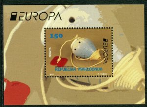 126 - MACEDONIA 2015 - Europa - Old Toys - MNH Souvenir Sheet