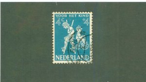 NETHERLANDS B326 USED BIN $0.50