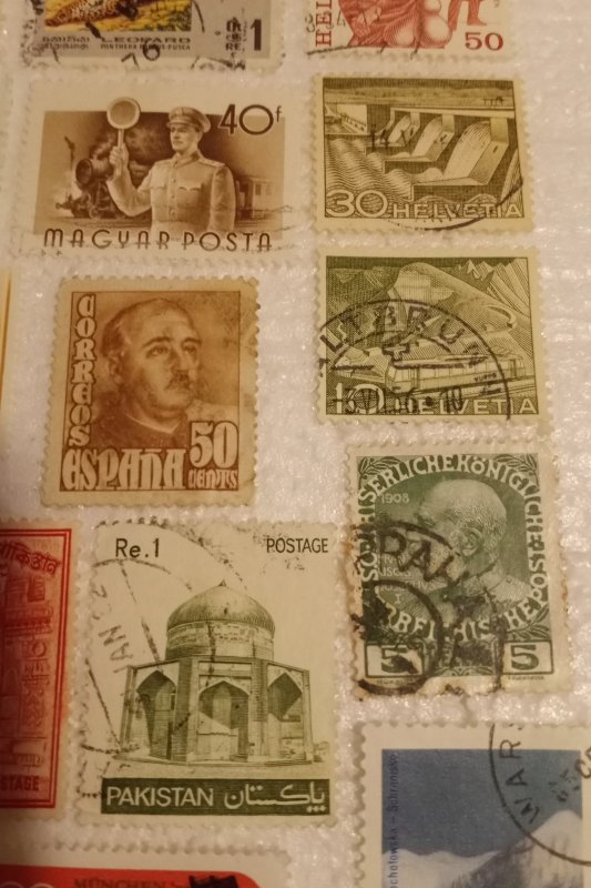 35 Nicer world Wide Stamp Mix