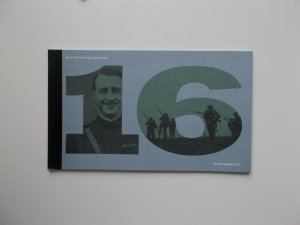 2016 DY18 Centenary of First World War Prestige Booklet No. 3 Complete Cat £35 