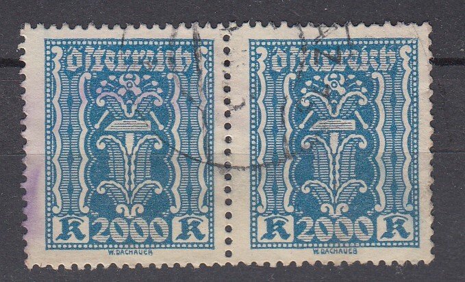 J29457, 1922-4 austria pair used #285