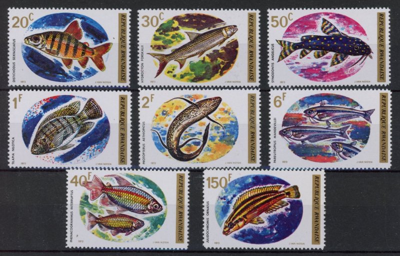 [Hip2270] Rwanda 1973 : Fishs good set very fine MNH stamps