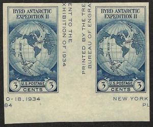 US. 768.  Mint. Pair with vertical gutter. (0658)