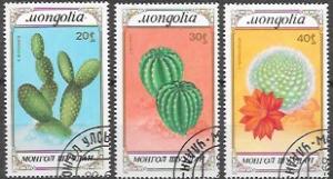 Mongolia issues a nice set of flowering Cactus in 1989